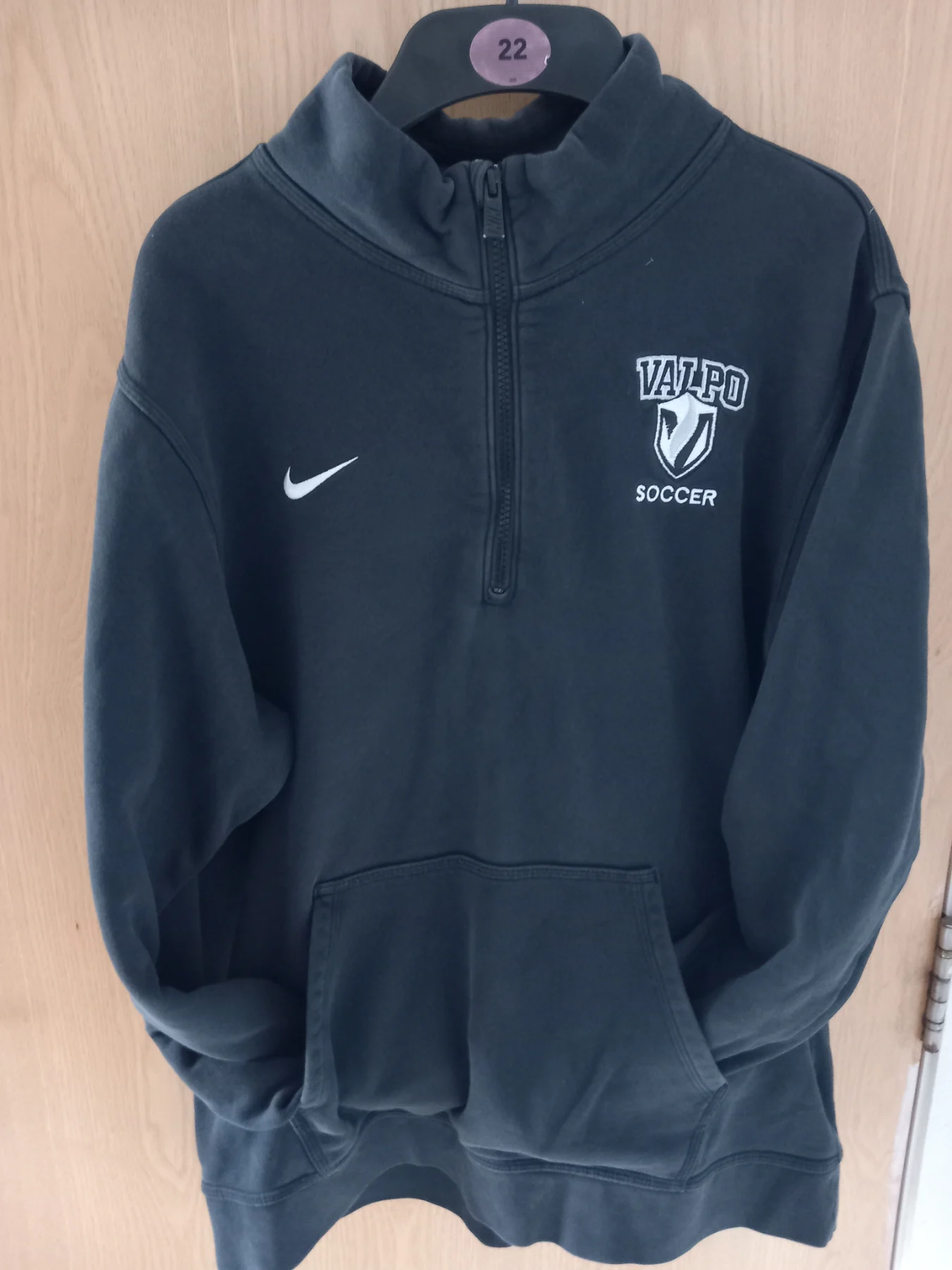 Nike valpo soccer ts11 quarter zip Mens medium