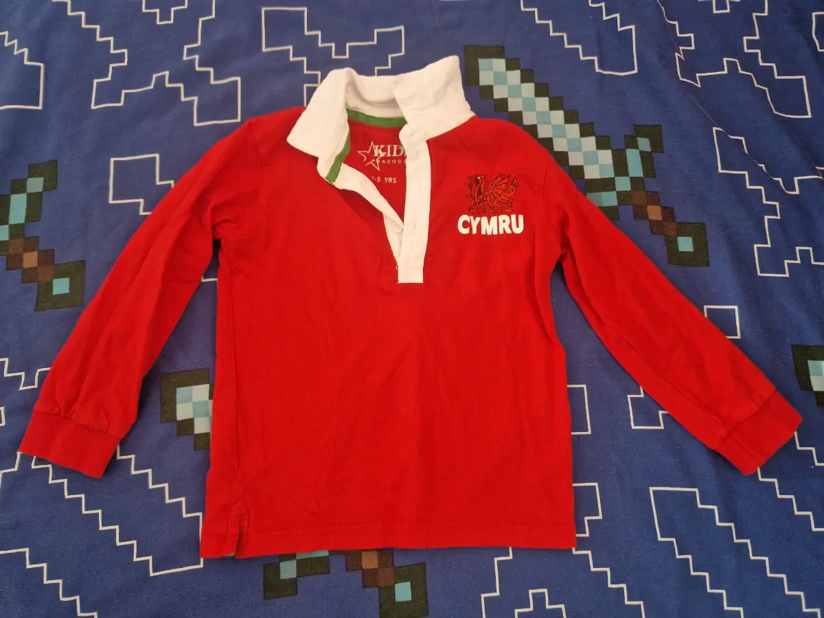 Wales top ages 4-5