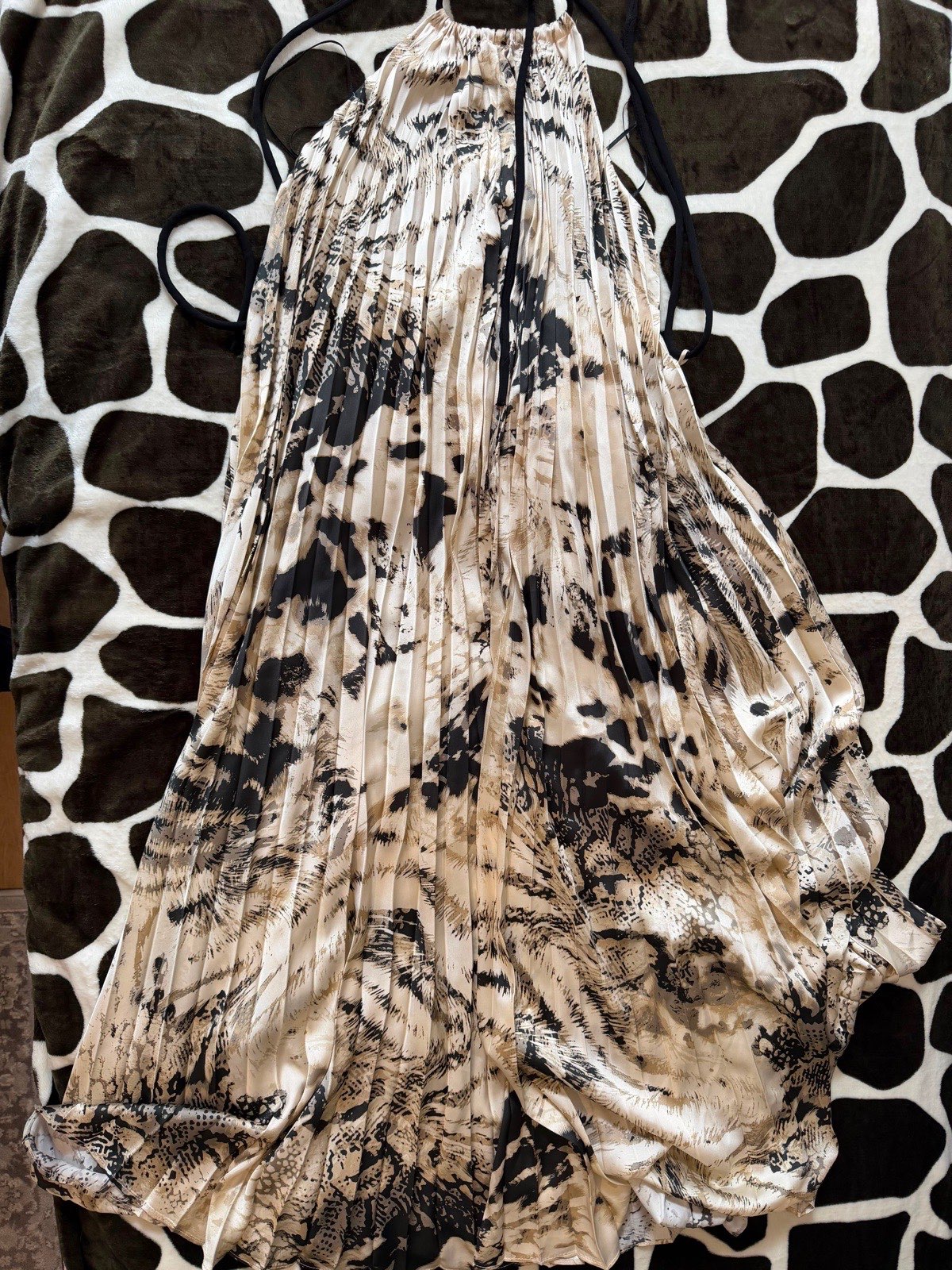 Mango MNG Italian Fabric Pleated Animal Print Halter Neck Maxi Dress Size M / US 6