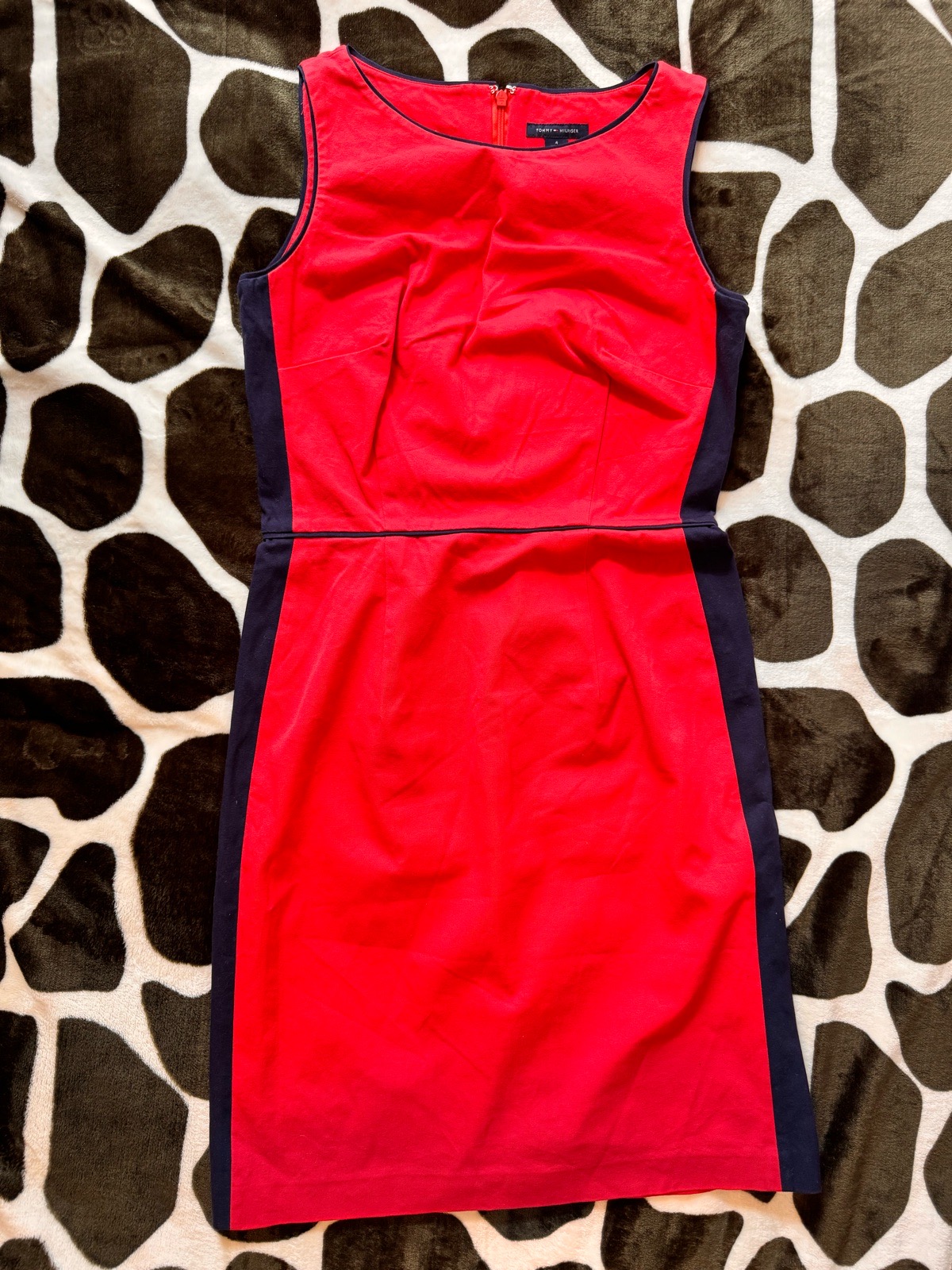 Tommy Hilfiger Red & Navy Blue Colorblock Sleeveless Sheath Dress Size 4