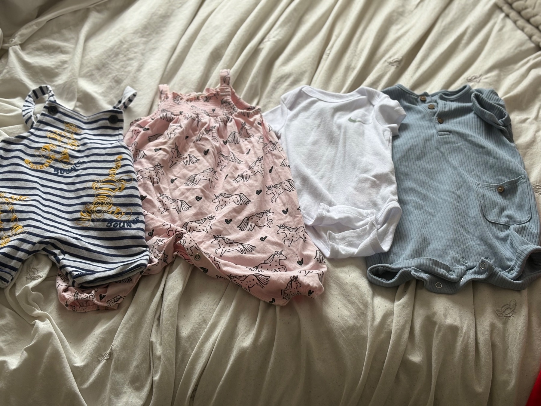 3-6 month children bundle set of clothes