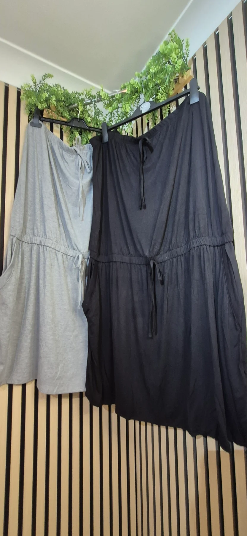 🖤🩶 Capsule 2 Pack Bandeau Short Sundresses Size 28 🩶🖤