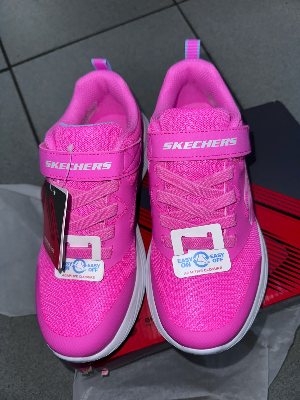 Girls Skechers Go Run V2 400 Hot Pink Trainers EU 33.5 UK 1 Kids Running Shoes
