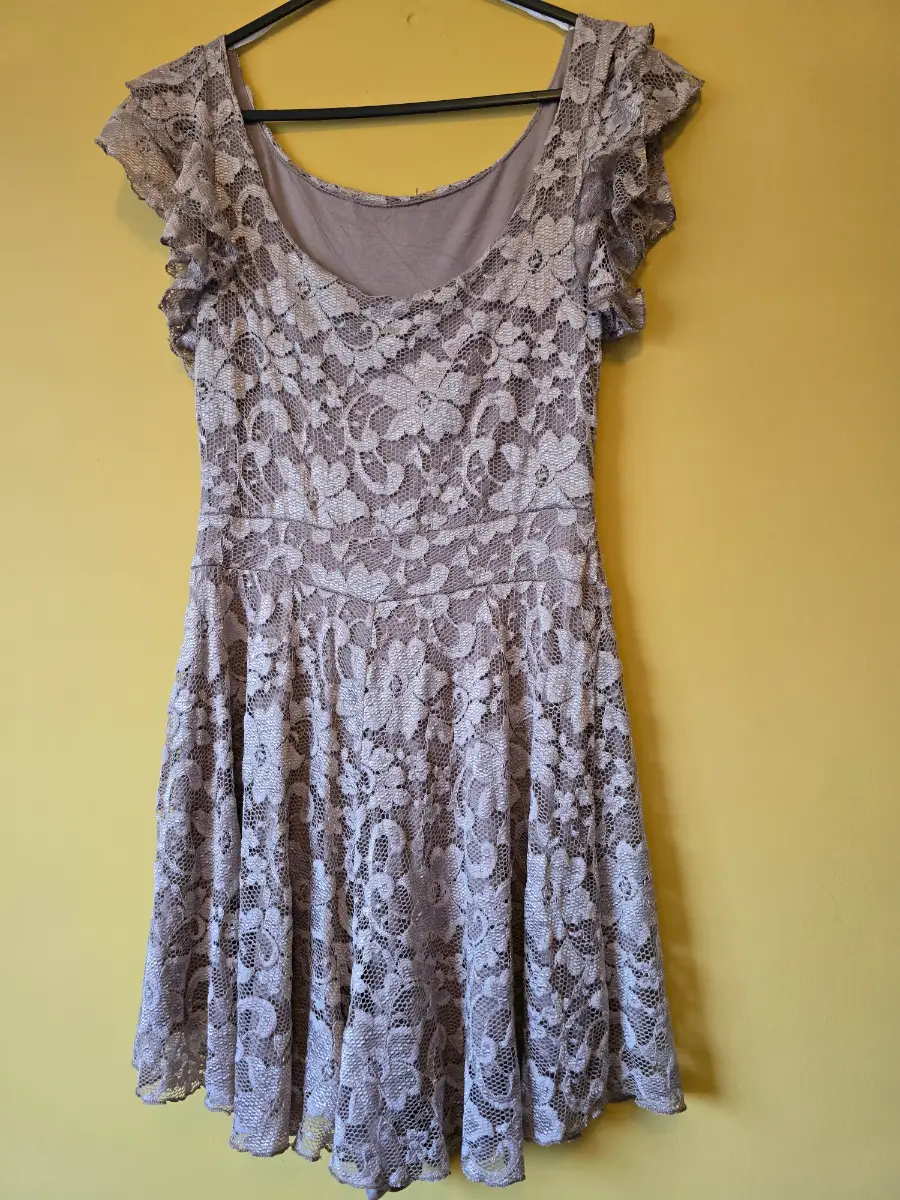 Taupe Gold Metallic Lace Playsuit Romper Size 10 Floral Ruffle Sleeve Summer Party Occasion