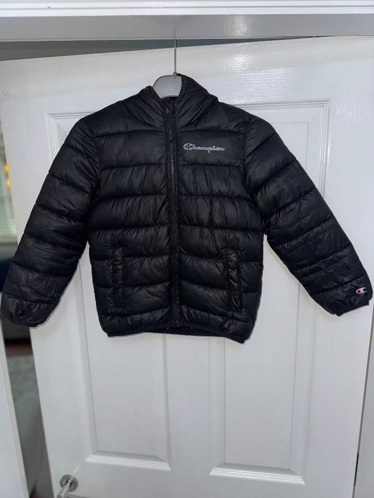 Champion boys age 5-6 years black puffer coat