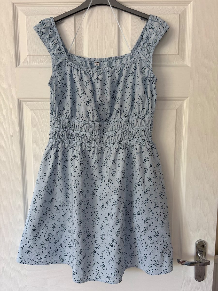 Uniqlo Dress size Large