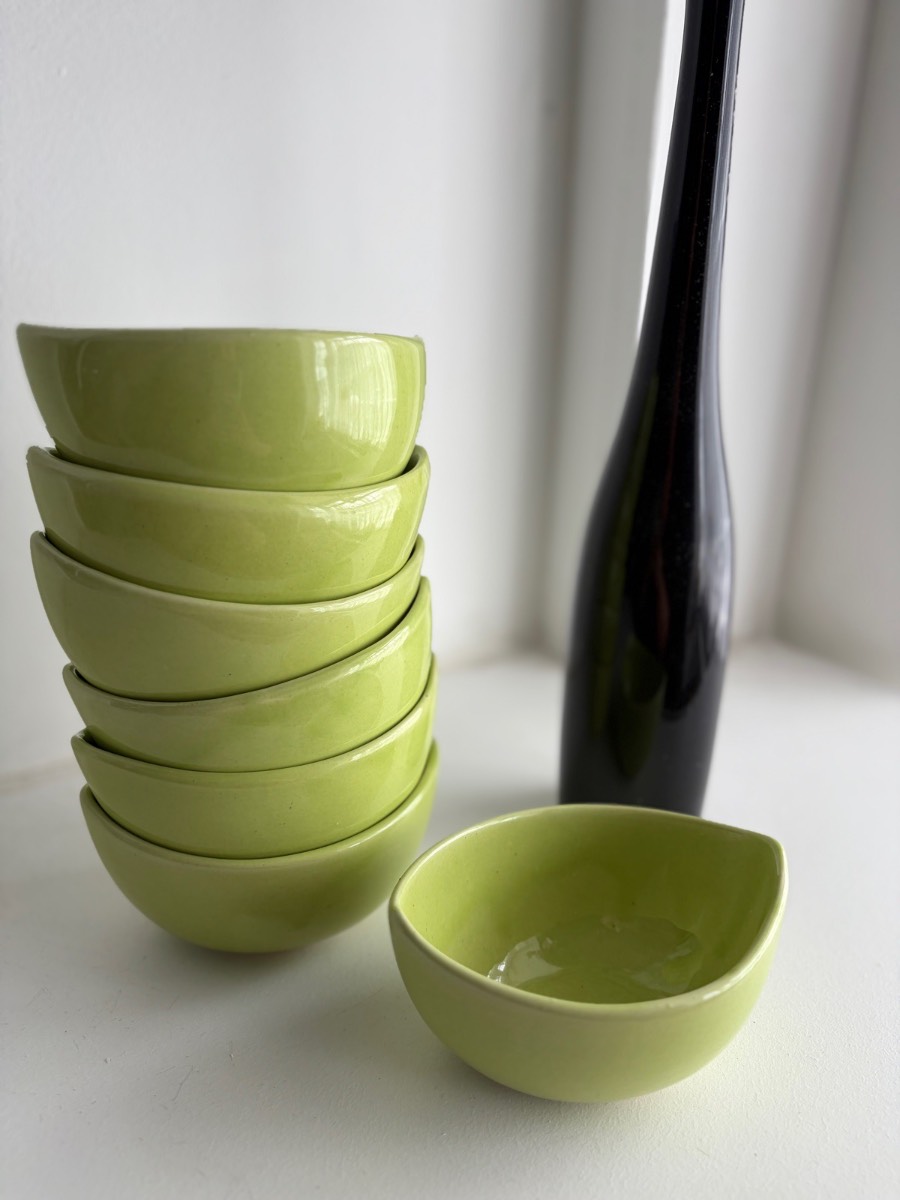 Set Of 7 Green Porcelain Bowls | Very Good Condition