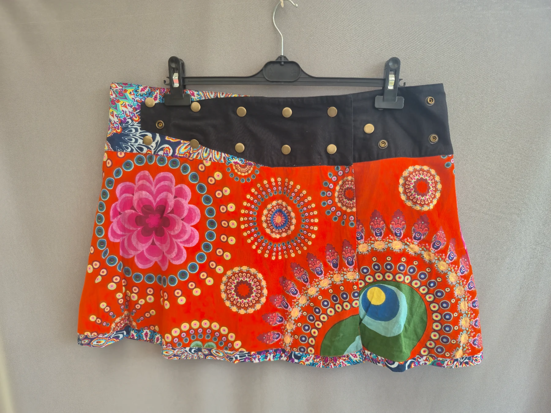 Joe Browns Reversible Mini Skirt Size 16 Adjustable Bold Print