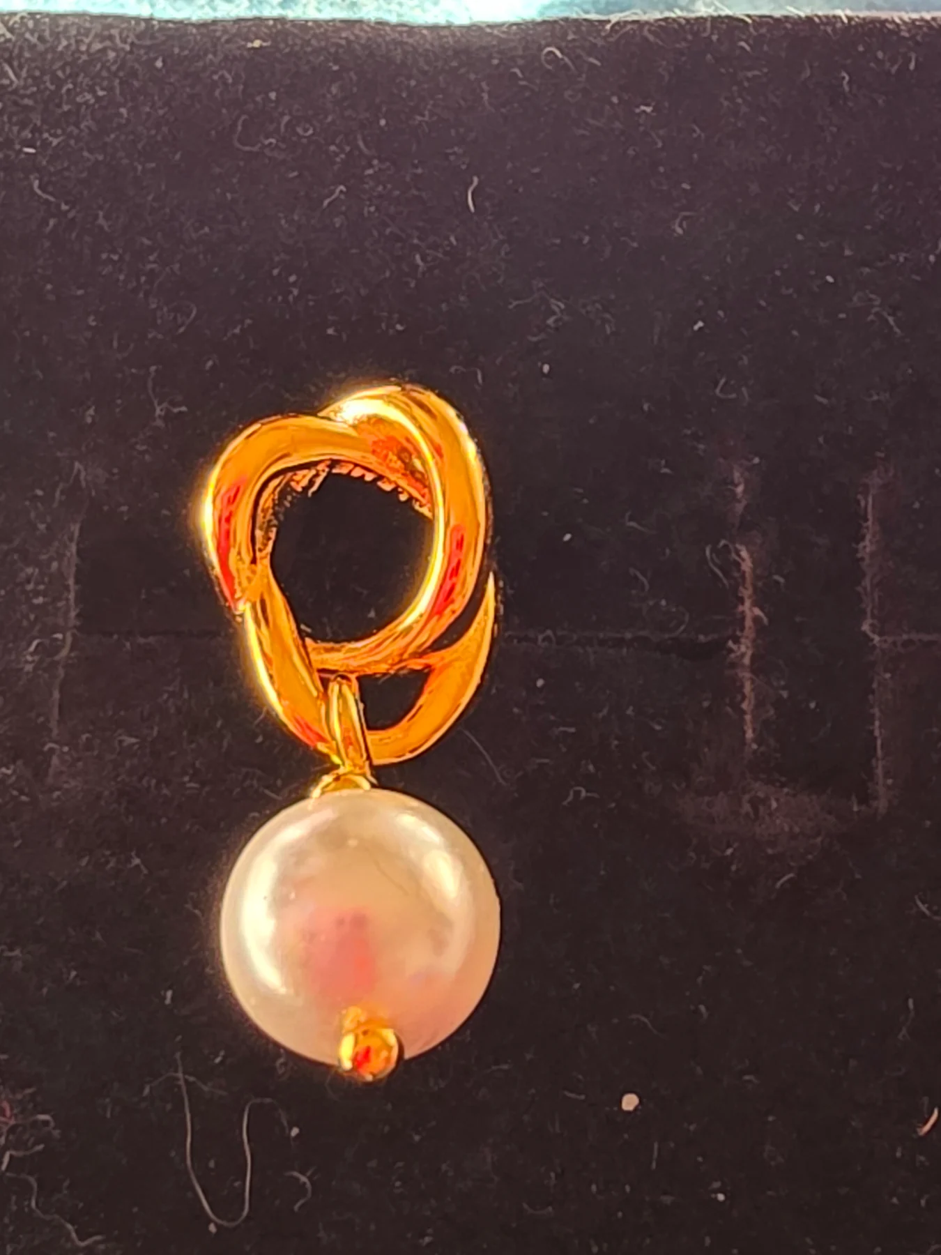 Beautiful Fresh Water Pearl Eternity Circle Dangle Charm.