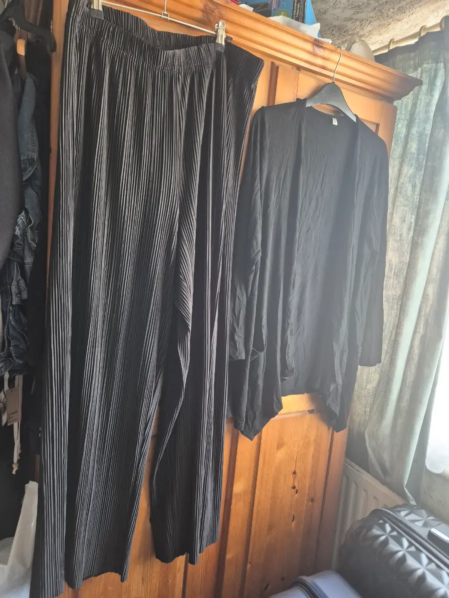 Ladies Ribbed Trousers & Cardigan Size XL