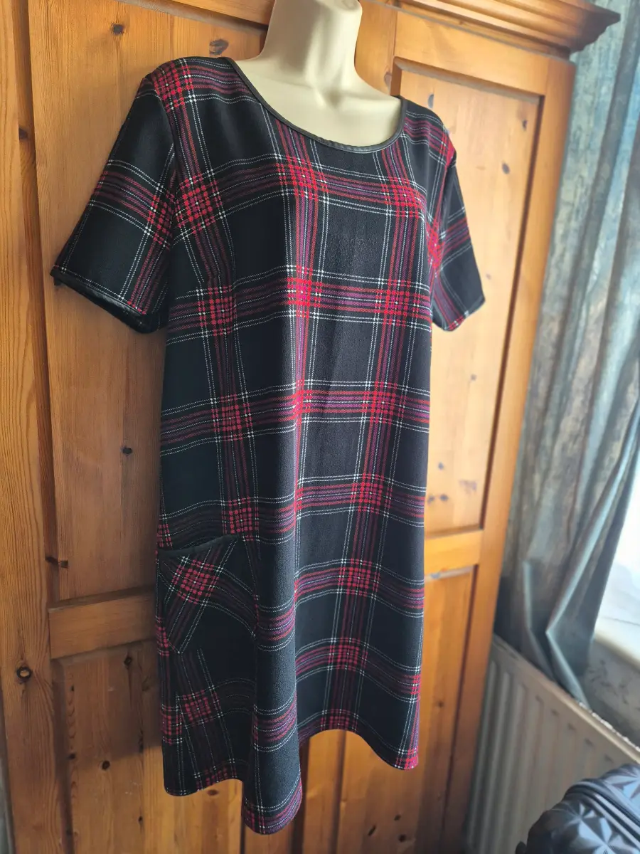 Pinifore Style Dress Size 20