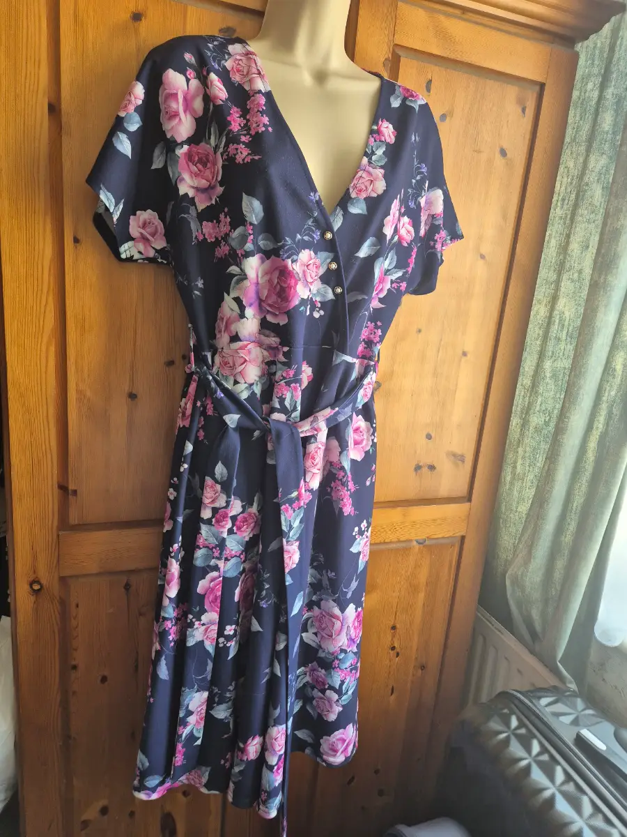 Floral Dress Size 18