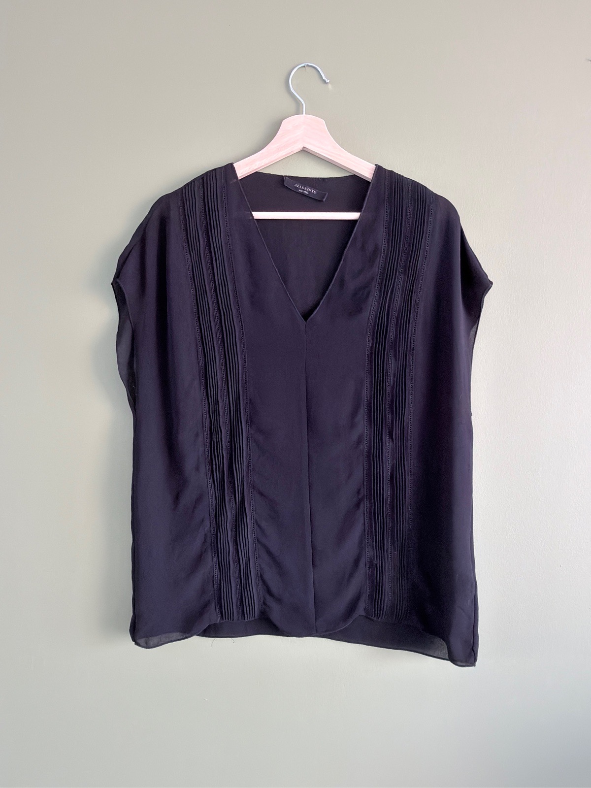 AllSaints Ella Top Black V-Neck Pleated Pintuck Cap Sleeve Sheer Blouse Size M