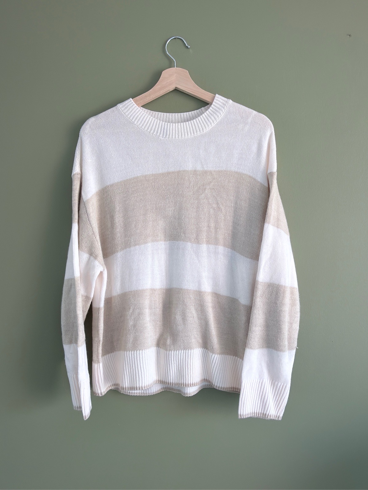 H&M Divided Beige Cream Striped Jumper Knit Sweater Size M Medium