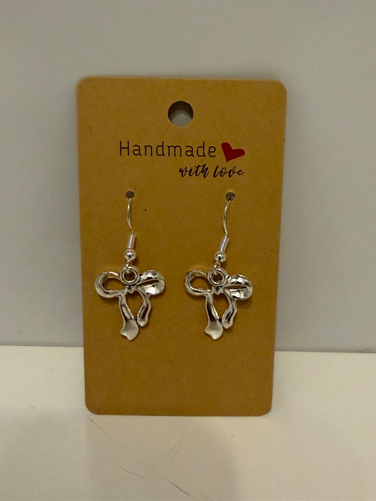 Sterling Silver Earrings - Bows with ribbons - Brand New & Sealed!!