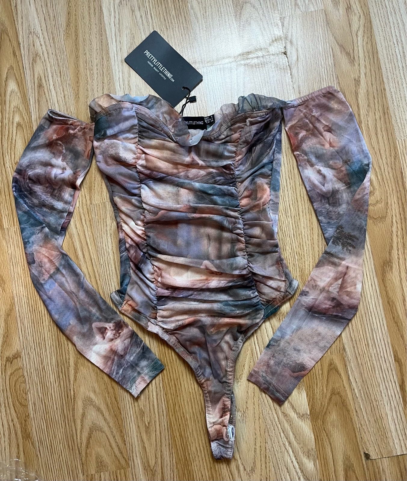 Prettylittlething bodysuit, UK 6