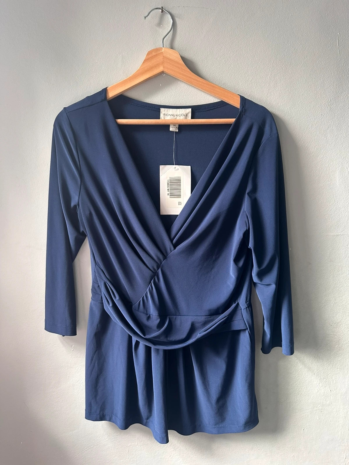 Ronni Nicole Navy Wrap Top Size 14 3/4 Sleeve Peplum Blouse BNWT