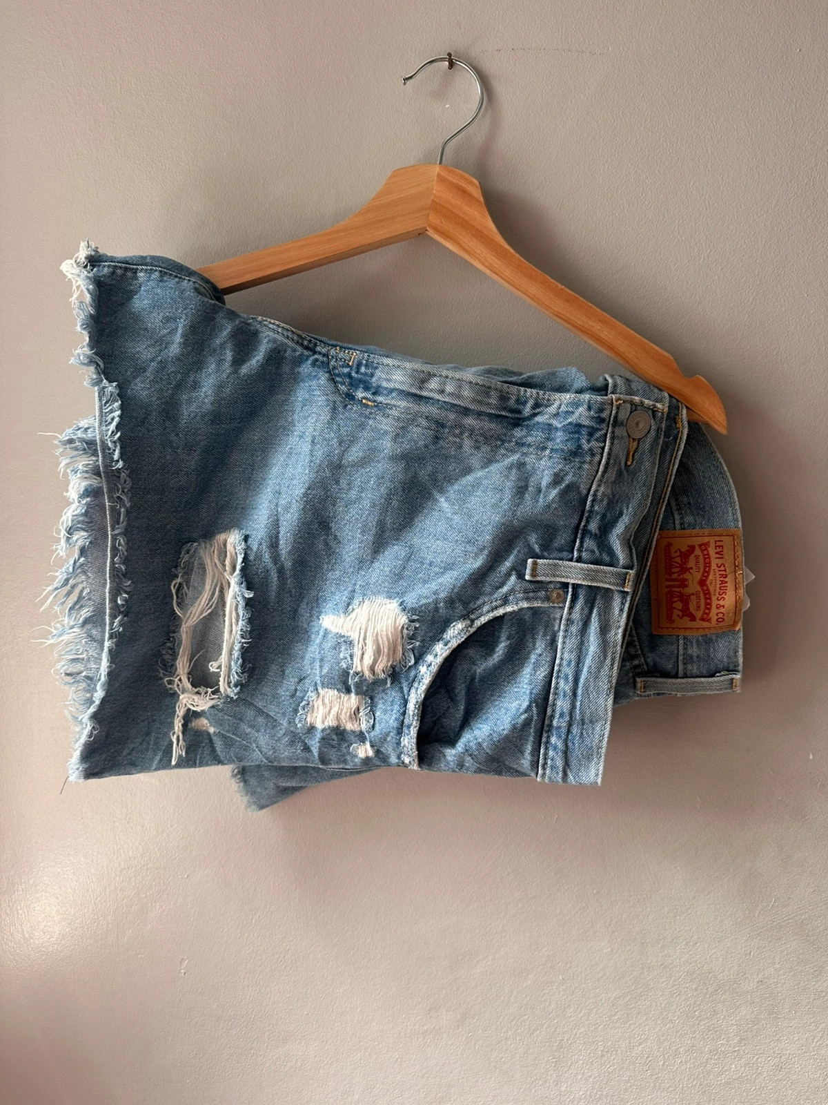 Levi's High Waisted Mom Denim Shorts | Distressed Ripped Frayed Hem | Blue
