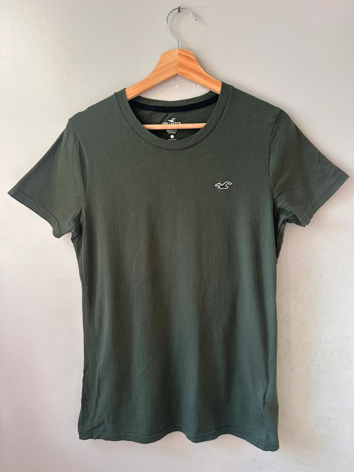Men’s Hollister Forest Green Muscle Fit T-Shirt | Size S