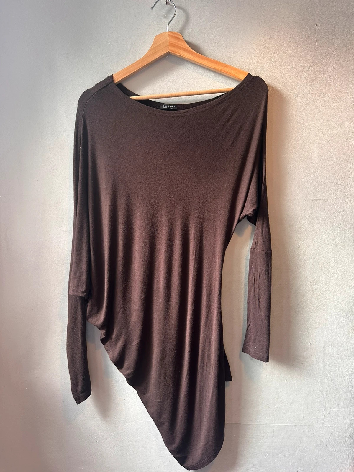 Me & Me Made in Italy Brown Asymmetric Top Size 10–12 Y2K Batwing Sleeve