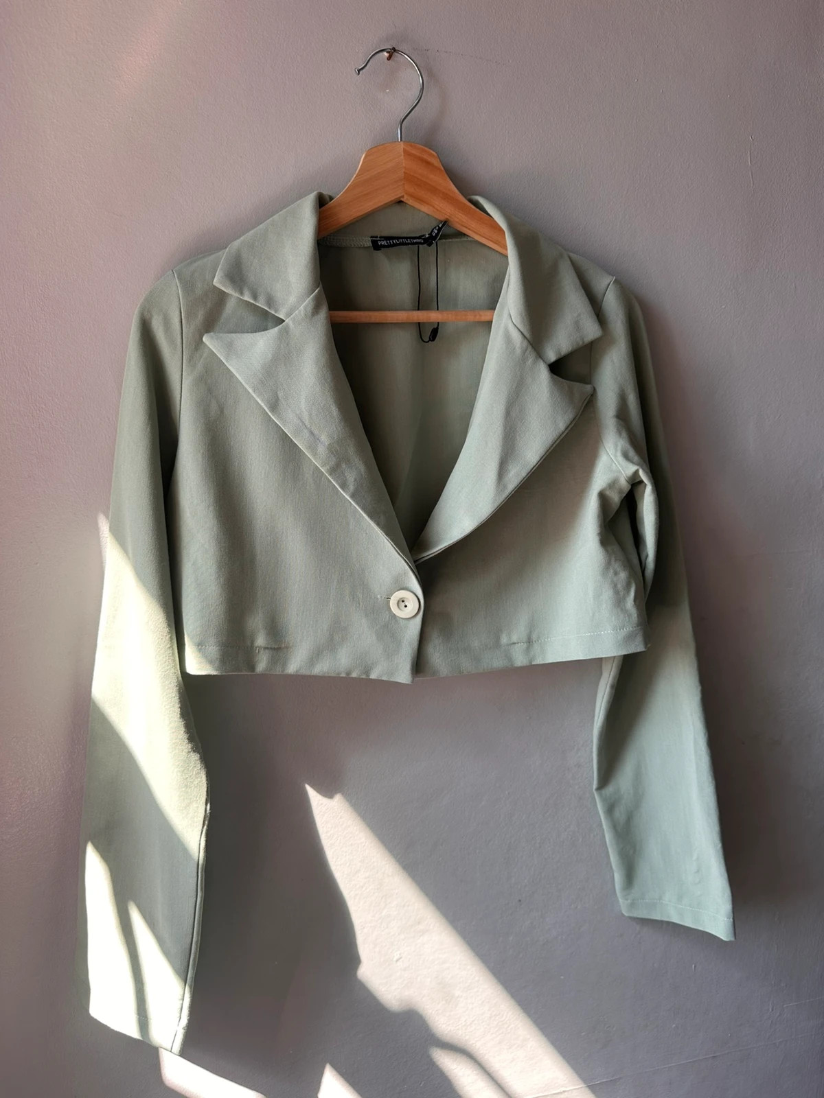 BNWT PrettyLittleThing Sage Green Cropped Blazer Jacket UK 10