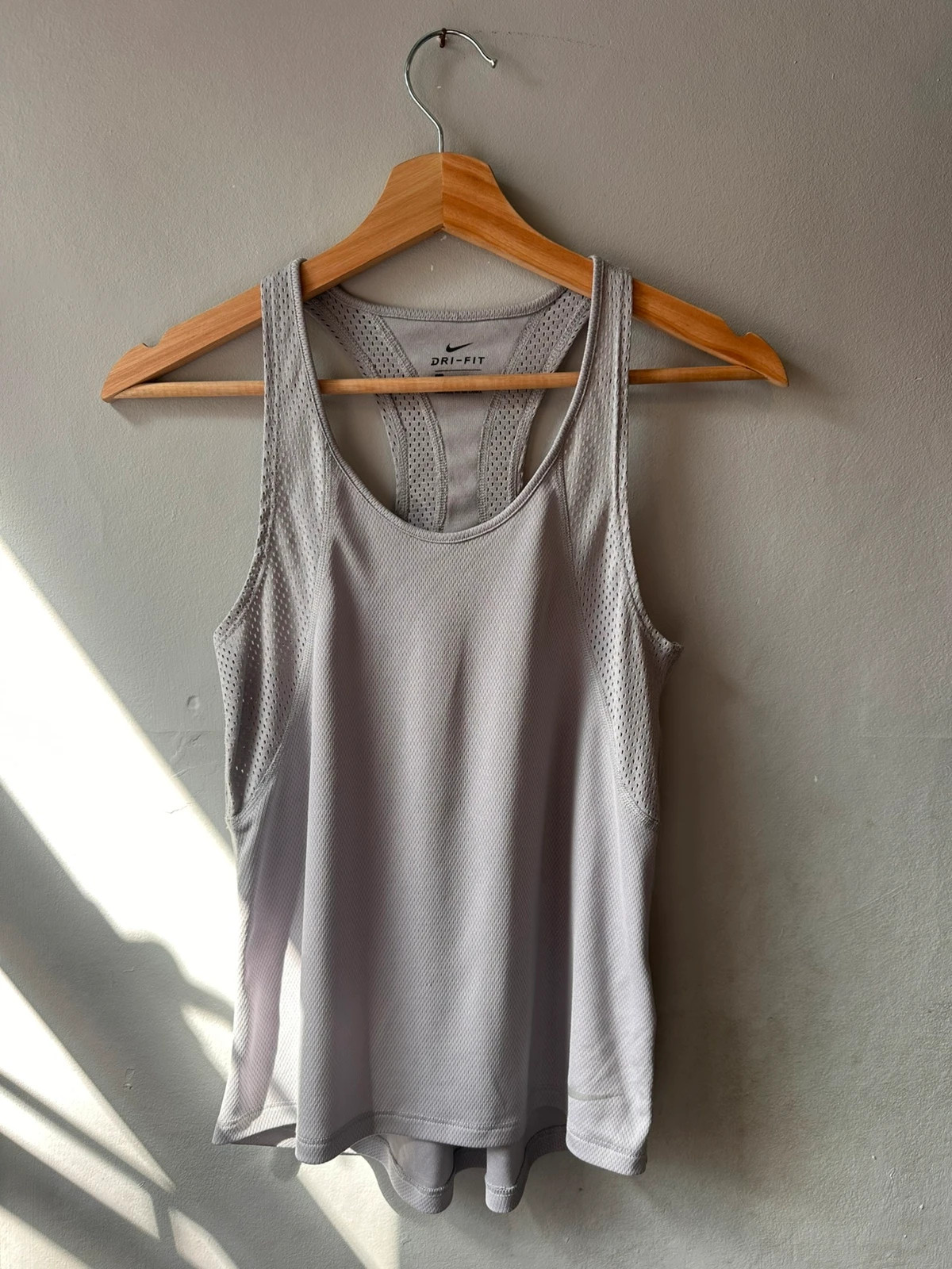 Nike Dri-FIT Grey Racerback Tank Top Size XS Mesh Panel Gym Vest