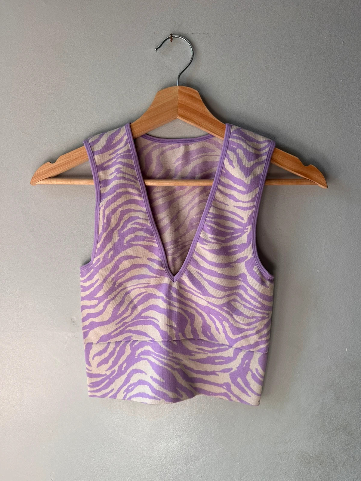 Primark Purple Zebra Print Seamless Crop Top V-Neck Size S / UK 10–12