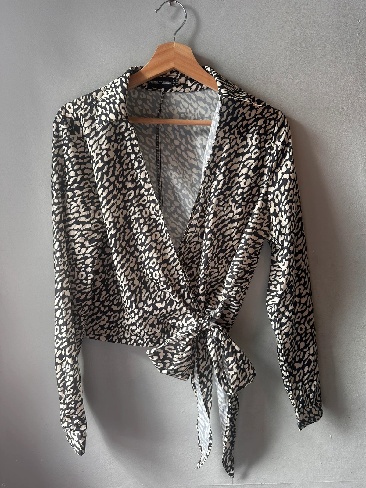 PrettyLittleThing Leopard Print Wrap Blouse Size 10 Black Cream Tie Side Top
