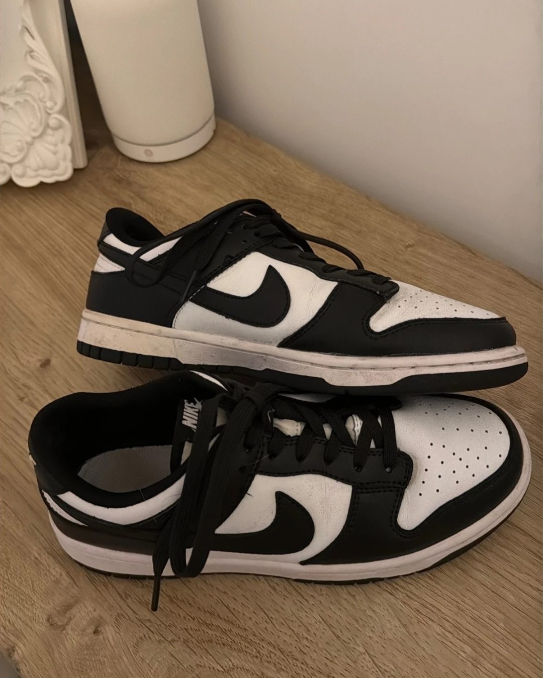 Nike dunks panda whi4e snd black size 5 used but excellent condition