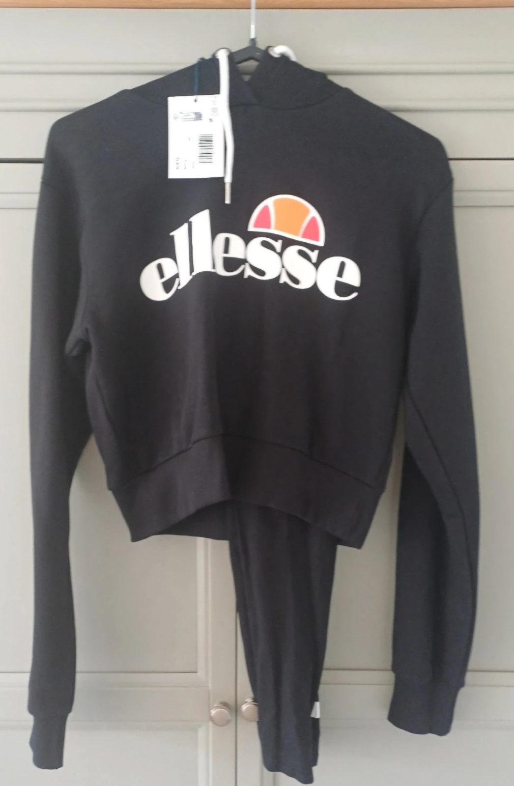 Ladies ellesse tracksuit hoodie and leggings size 10 black new