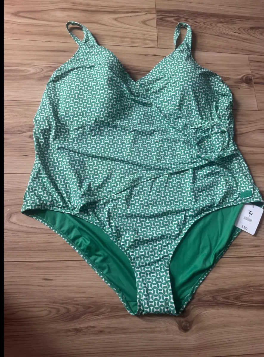 Womens tu one piece swimwear plus size 26 green new