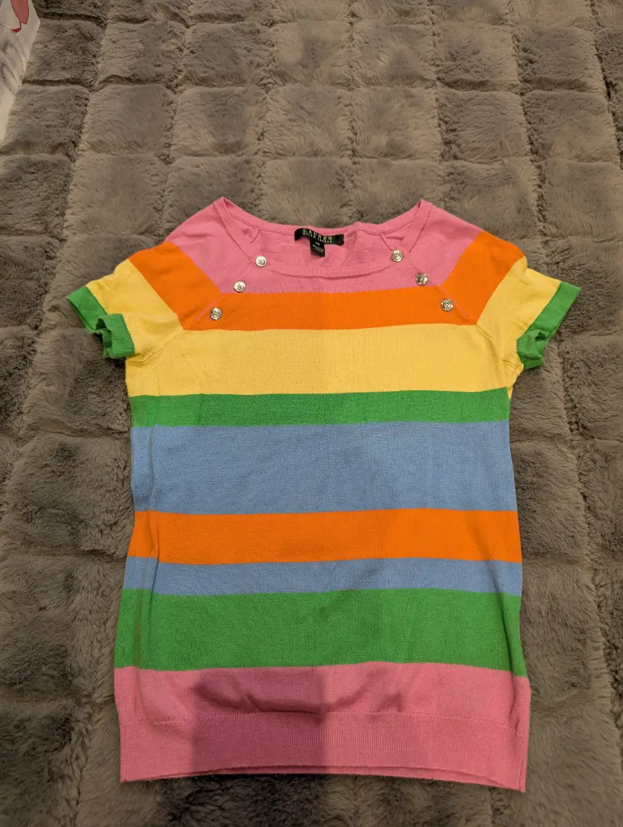 Gorgeous Ralph Lauren knitted top