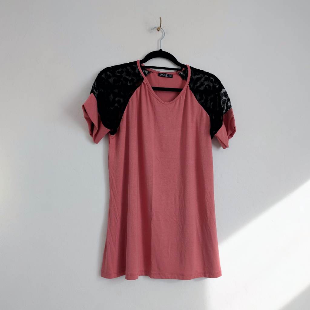 Pink T-Shirt with black velvet devore raglan sleeves UK12 NWOT