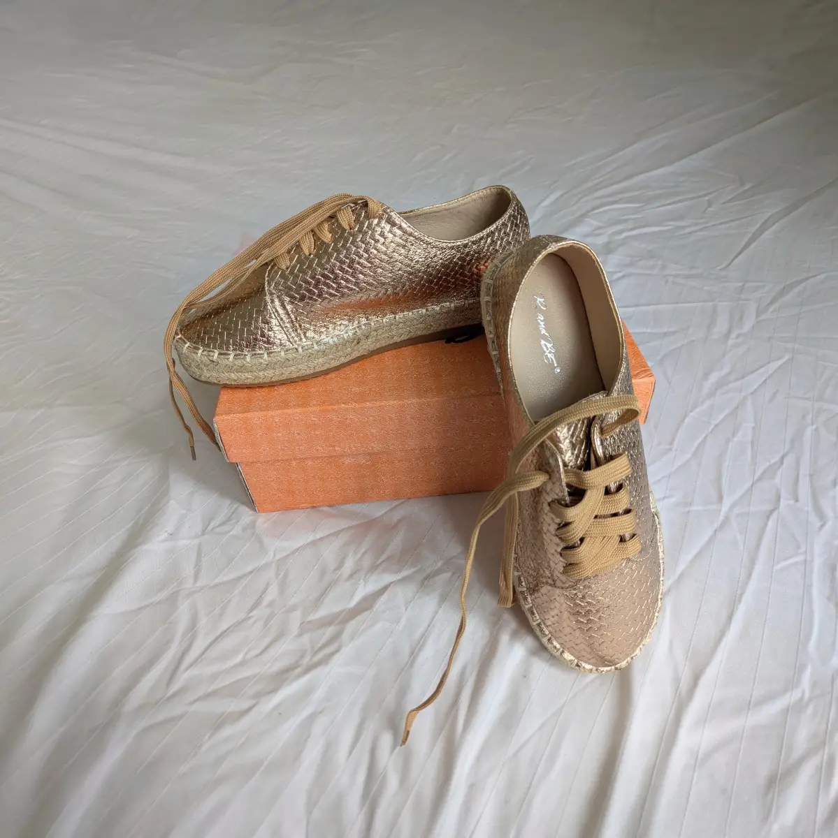 Gold woven faux leather lace up round toe espadrilles with stitching UK4 NIB