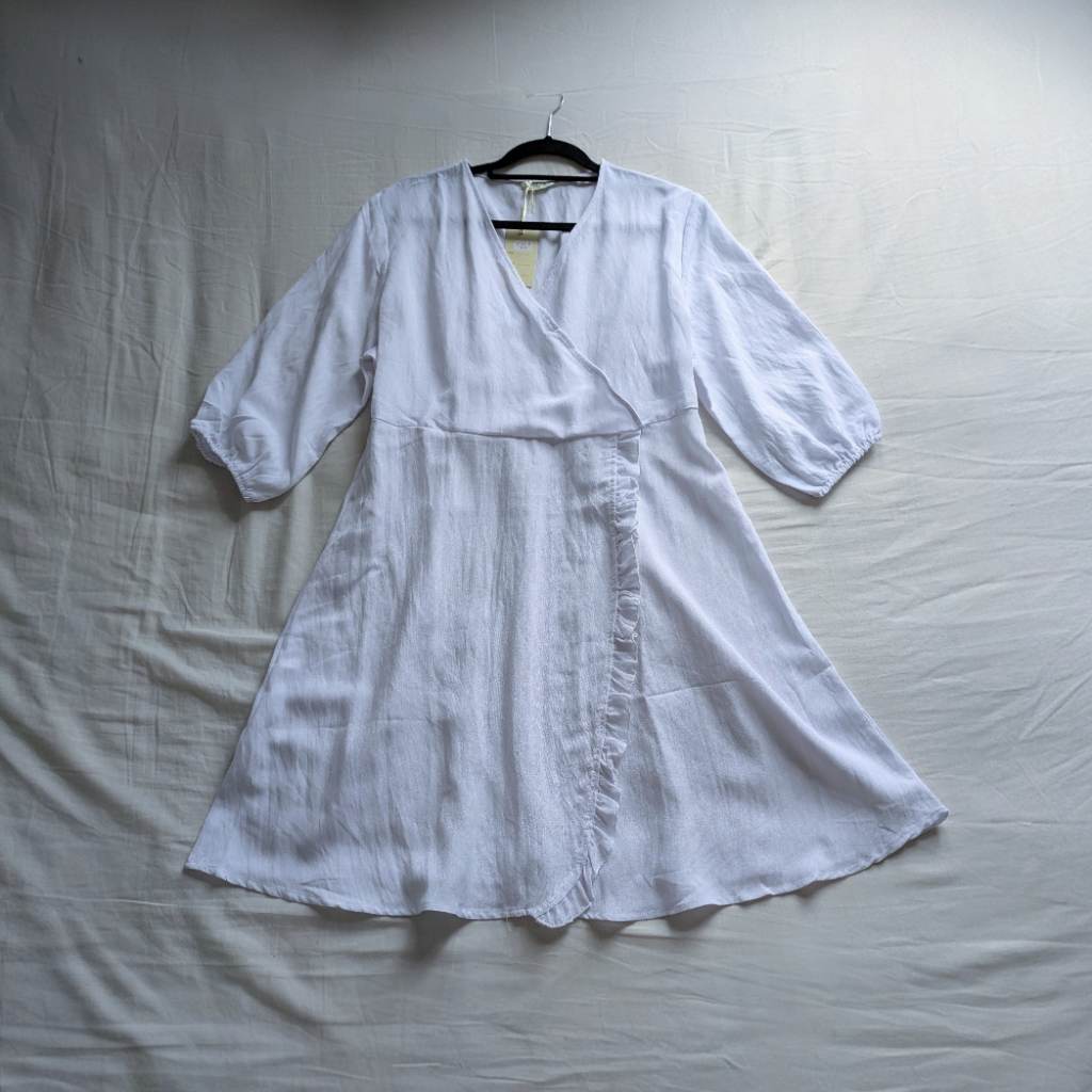 Plain white minimalist faux wrap cottage dress with half balloon sleeves in cotton blend UK16