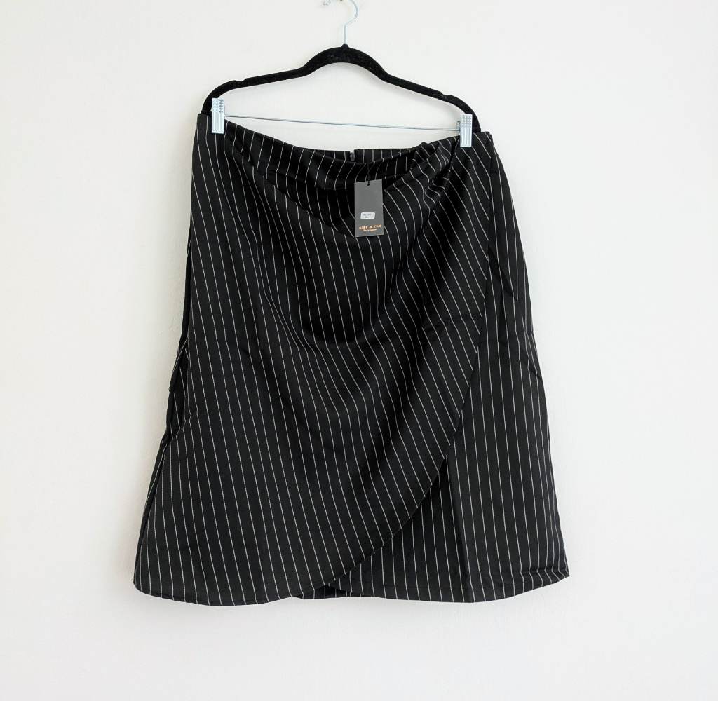 Pinstripe black and white front wrap flared office work or smart casual skirt UK3XL New