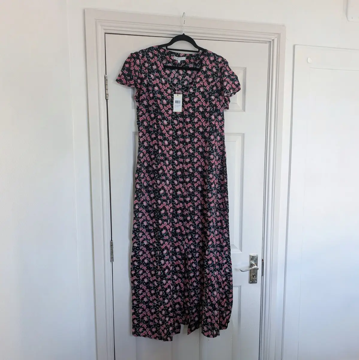 Sparkz VNeck Floral Maxi prairie dress, full button down with front slit UKL NWT