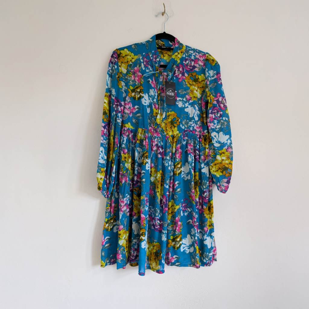 Colourful blue floral boho summer dress with long balloon sleeves & high neckline with tie S/M NWT