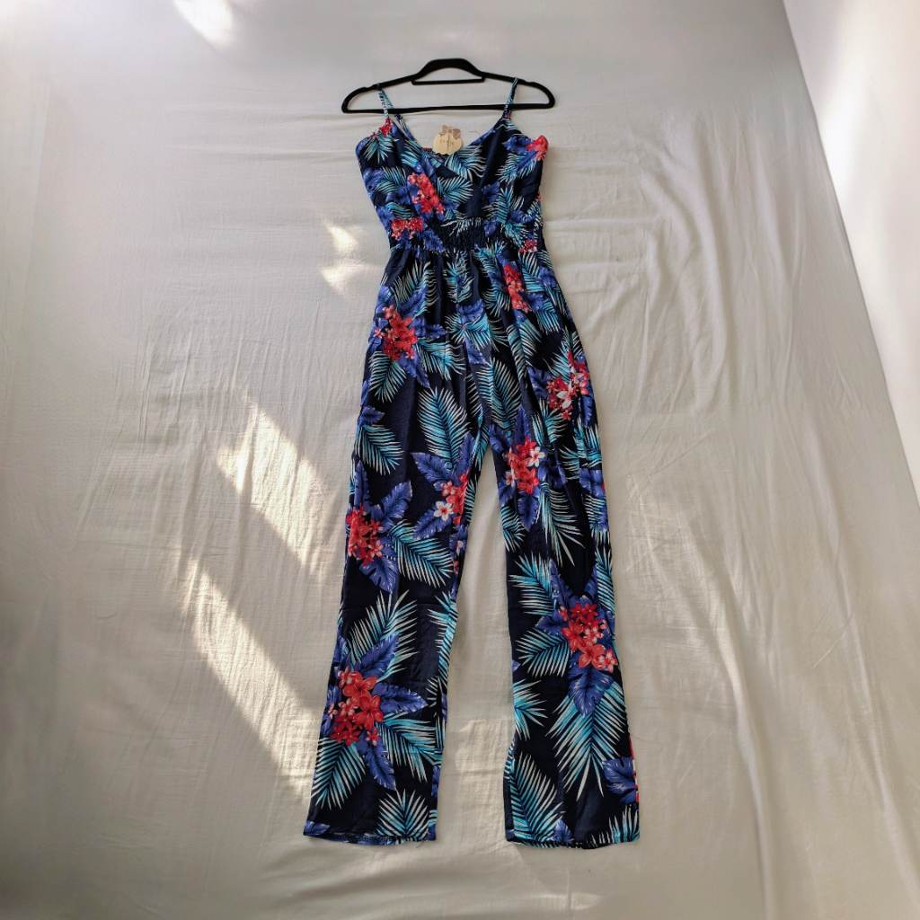 Tropical print blue multicolour VNeck jumpsuit with adjustable spaghetti straps and pockets S/M NWT