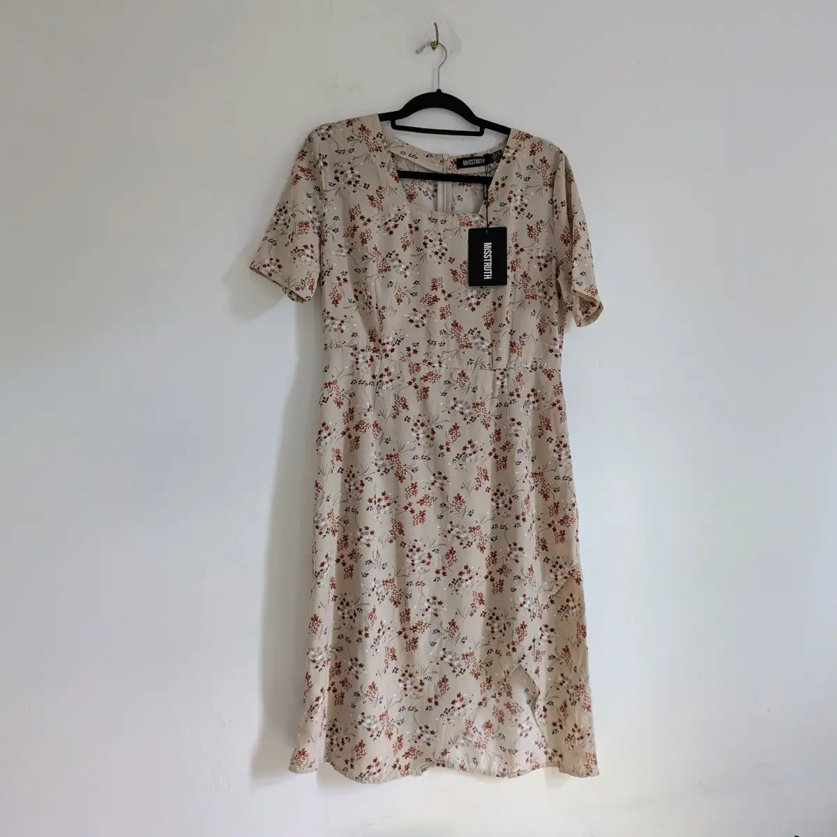Ditsy floral square neck summer midi dress in lightweight material UK12