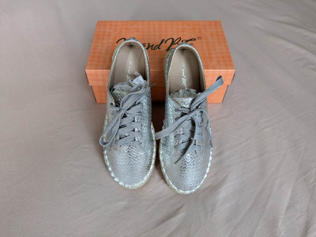 Silver platform lace up espadrilles in woven faux leather finish with light cushioning UK4 NIB