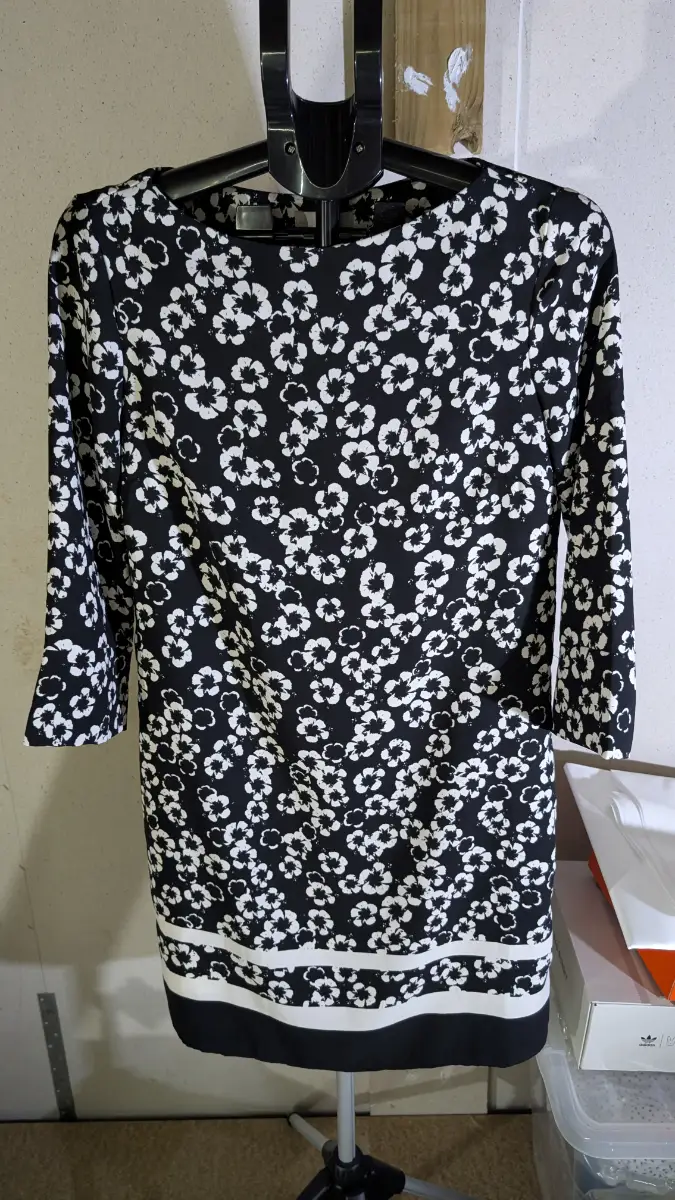 H&M Black White Monochrome Floral Shift Dress 10