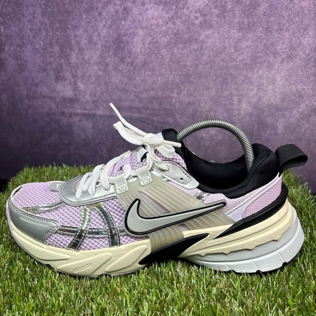 Nike V2K Ladies Running Trainers Uk 5.5 Brand New Af45