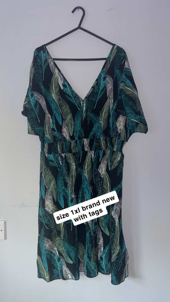 Women’s short dress brand new