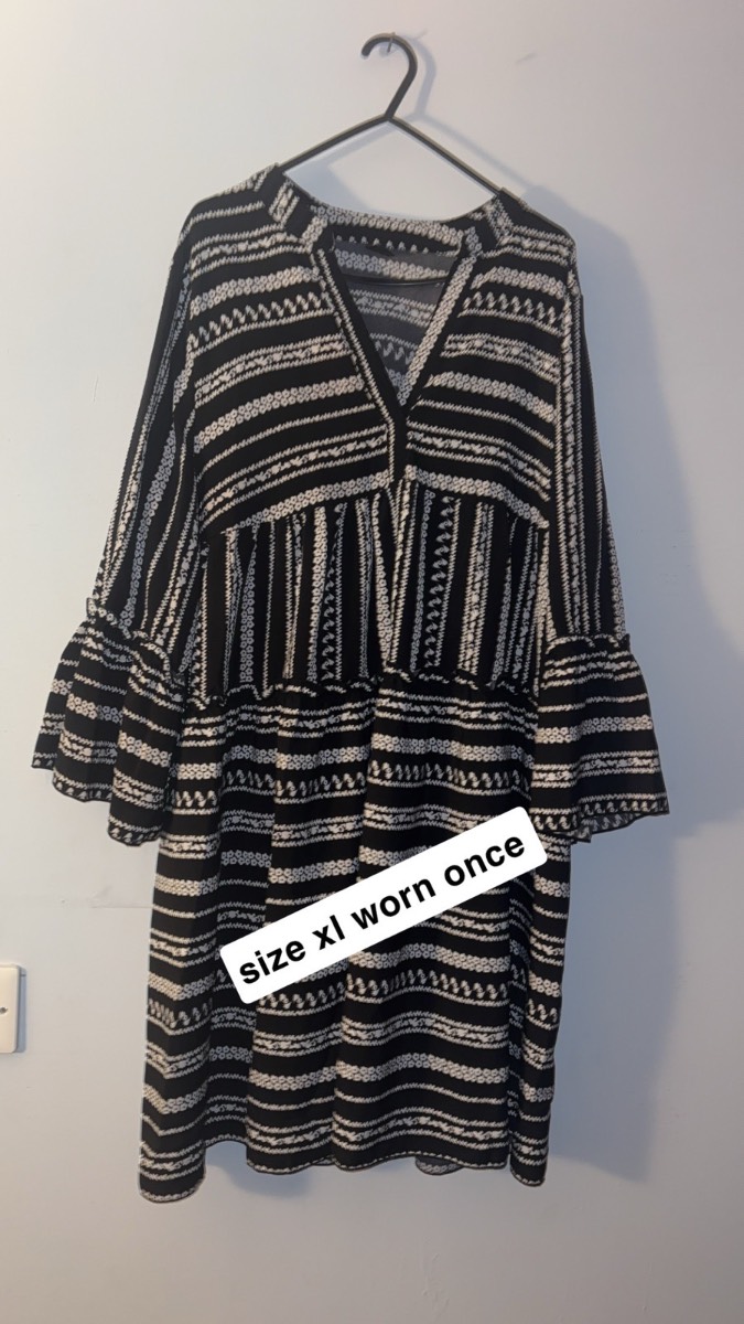 Women’s size xl dress worn once