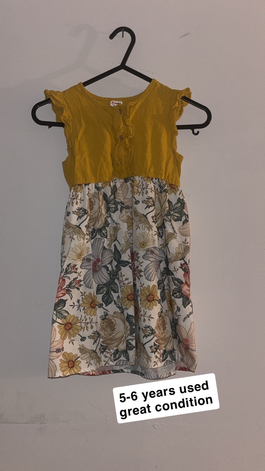 Girls size 5-6 years dress