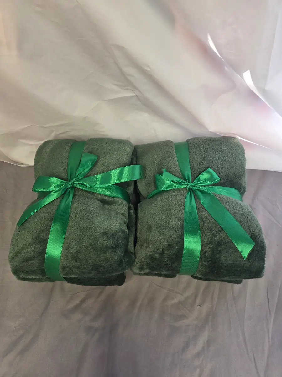 2 soft and cosy fleece 120×150cm