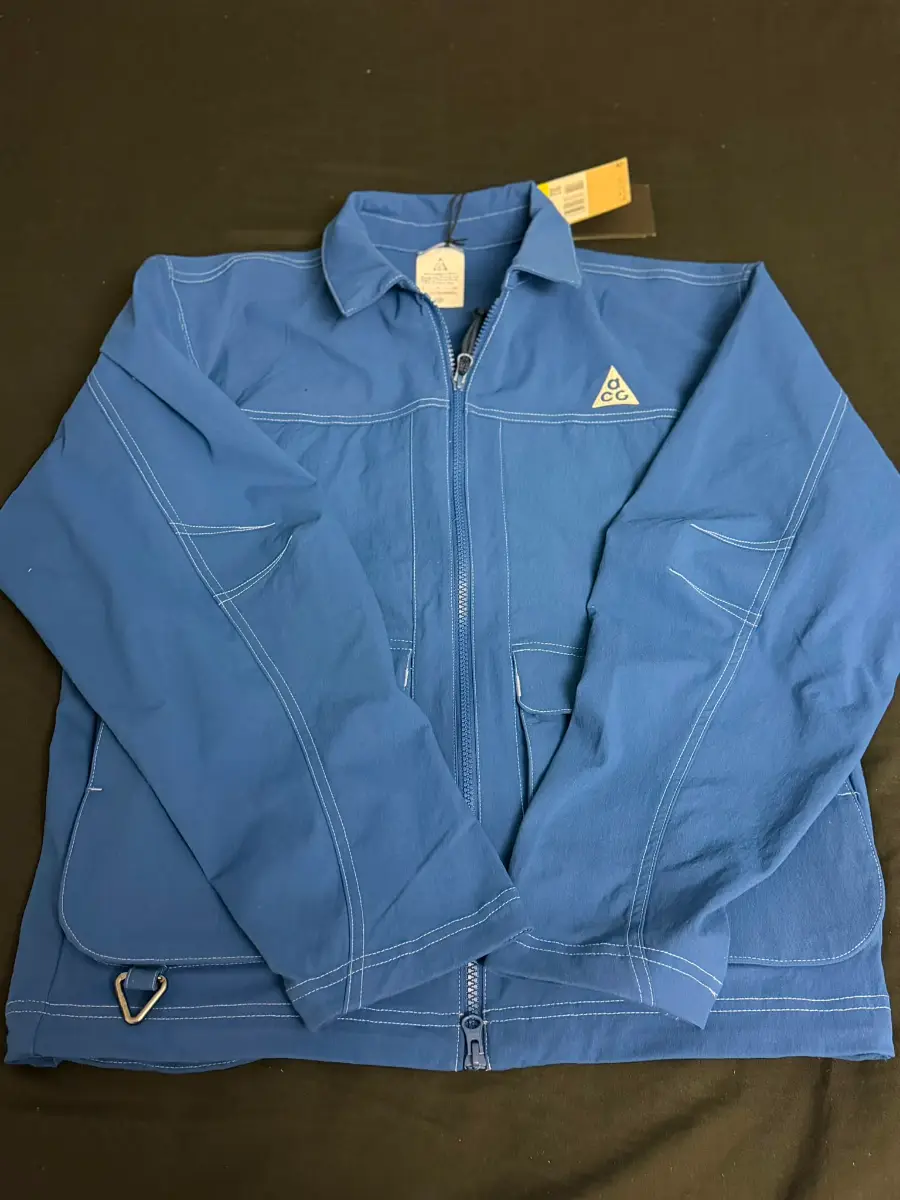 BNWT Nike ACG Smith Summit UV Jacket Court Blue - Size Small