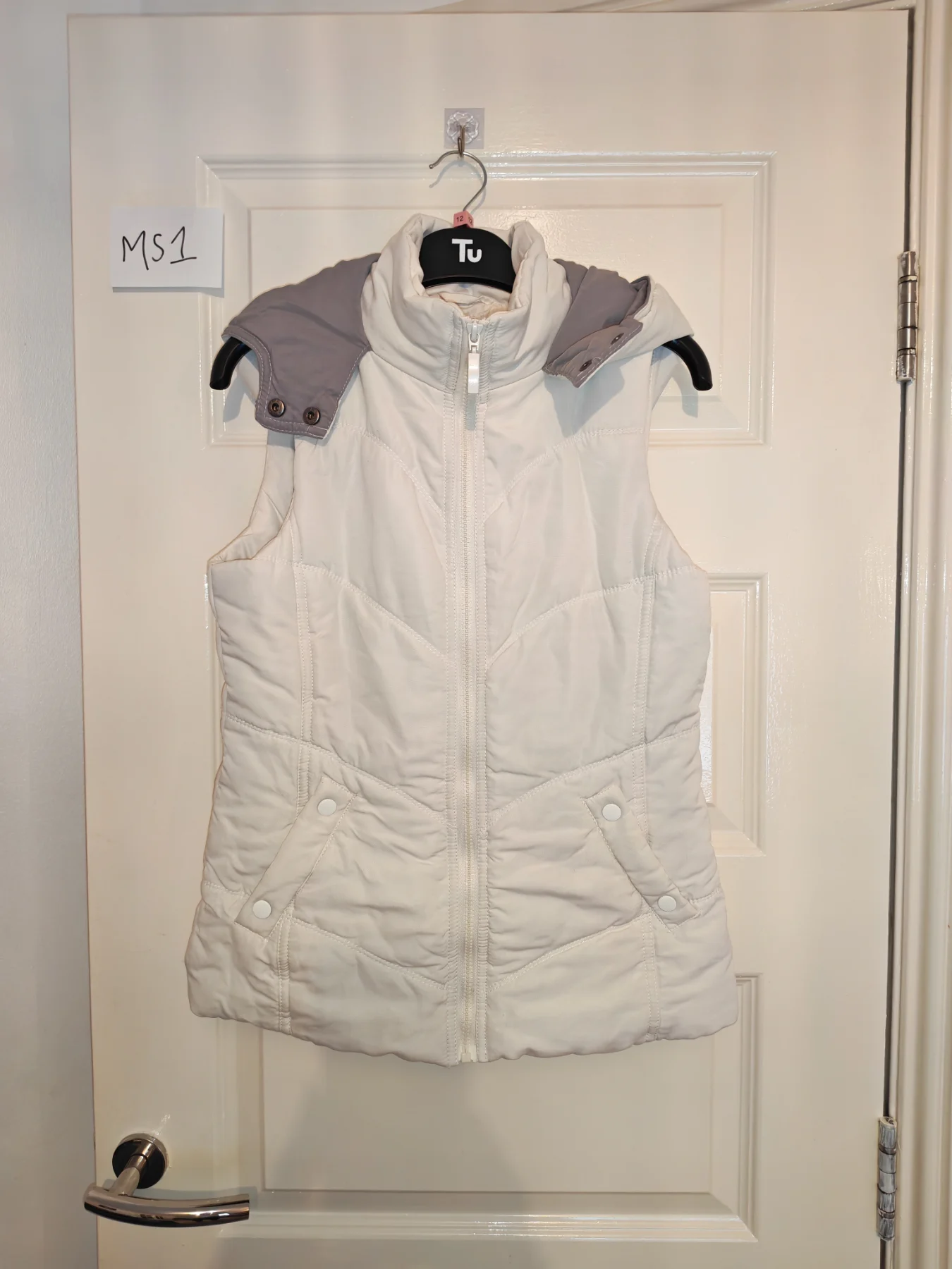 New look woman's size 10 gilet body warmer with hood