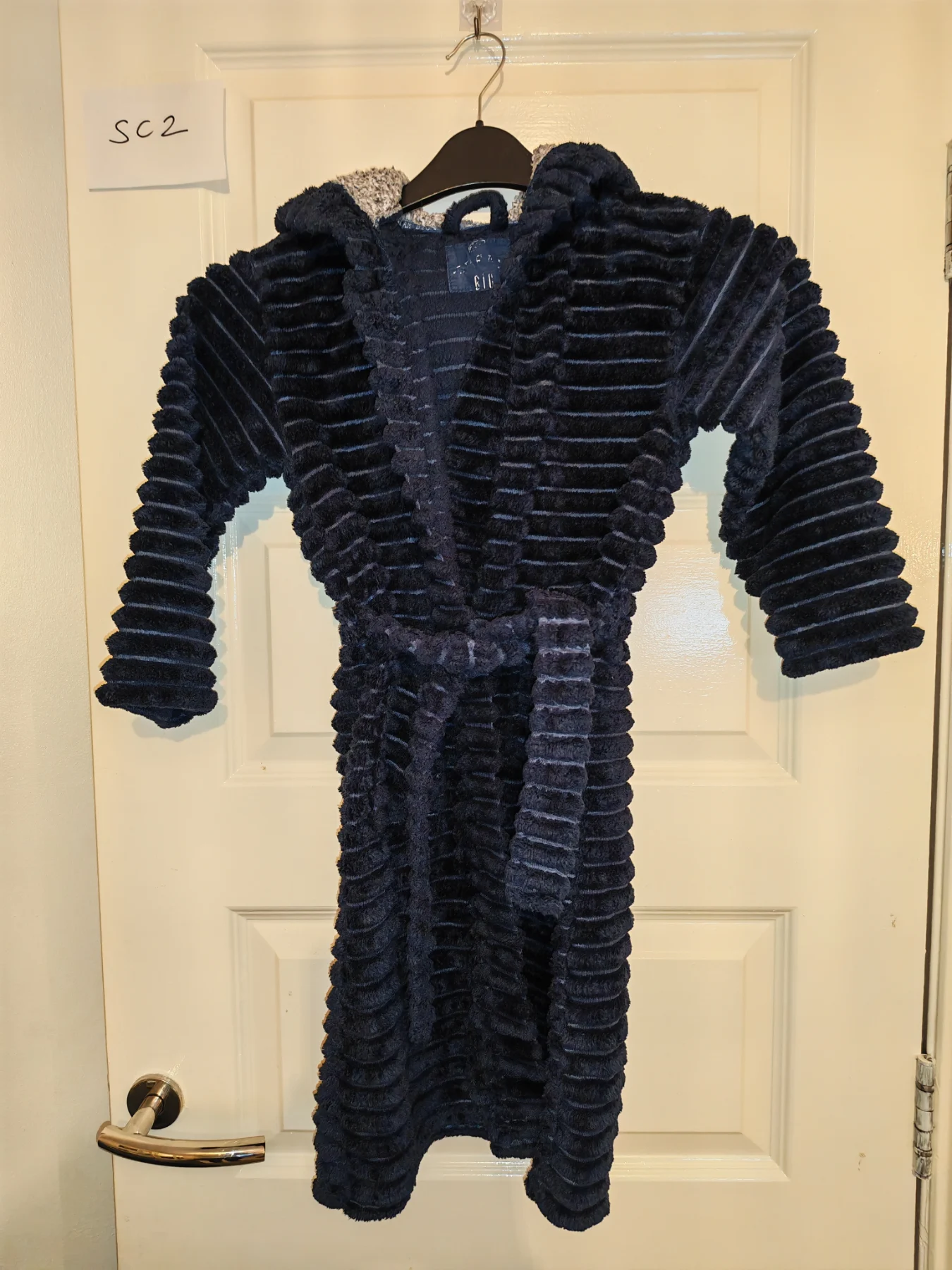 F&F boys house coat nightwear sleep wear housecoat age 5-6 years
